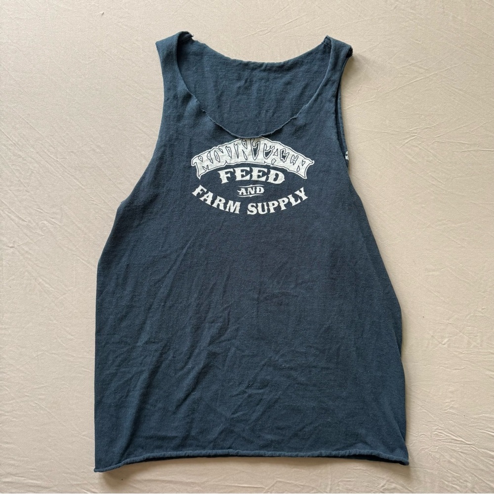 Vintage Grunge Mountain Feed & Farm Supply Cutoff Tank